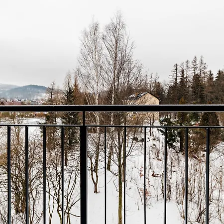 Sun & Snow, Karpacz Konopnickiej 아파트 카르파츠